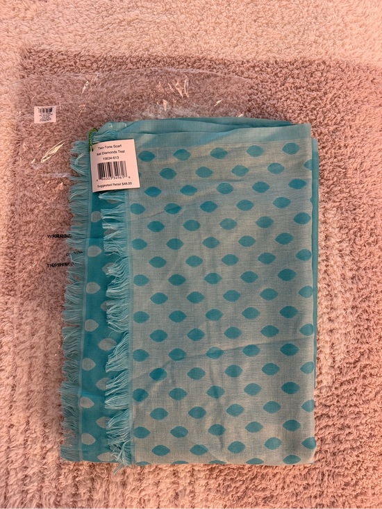 Vera Bradley Accessories - NWT Vera Bradley Two-Tone Scarf Ikat Diamonds Teal Retired $48